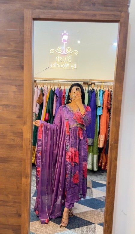 MDB 22008 ( Buy Anarkali Suits Online Uk ) | Punjabi suits designer boutique,  Boutique dress designs, Dresses canada online
